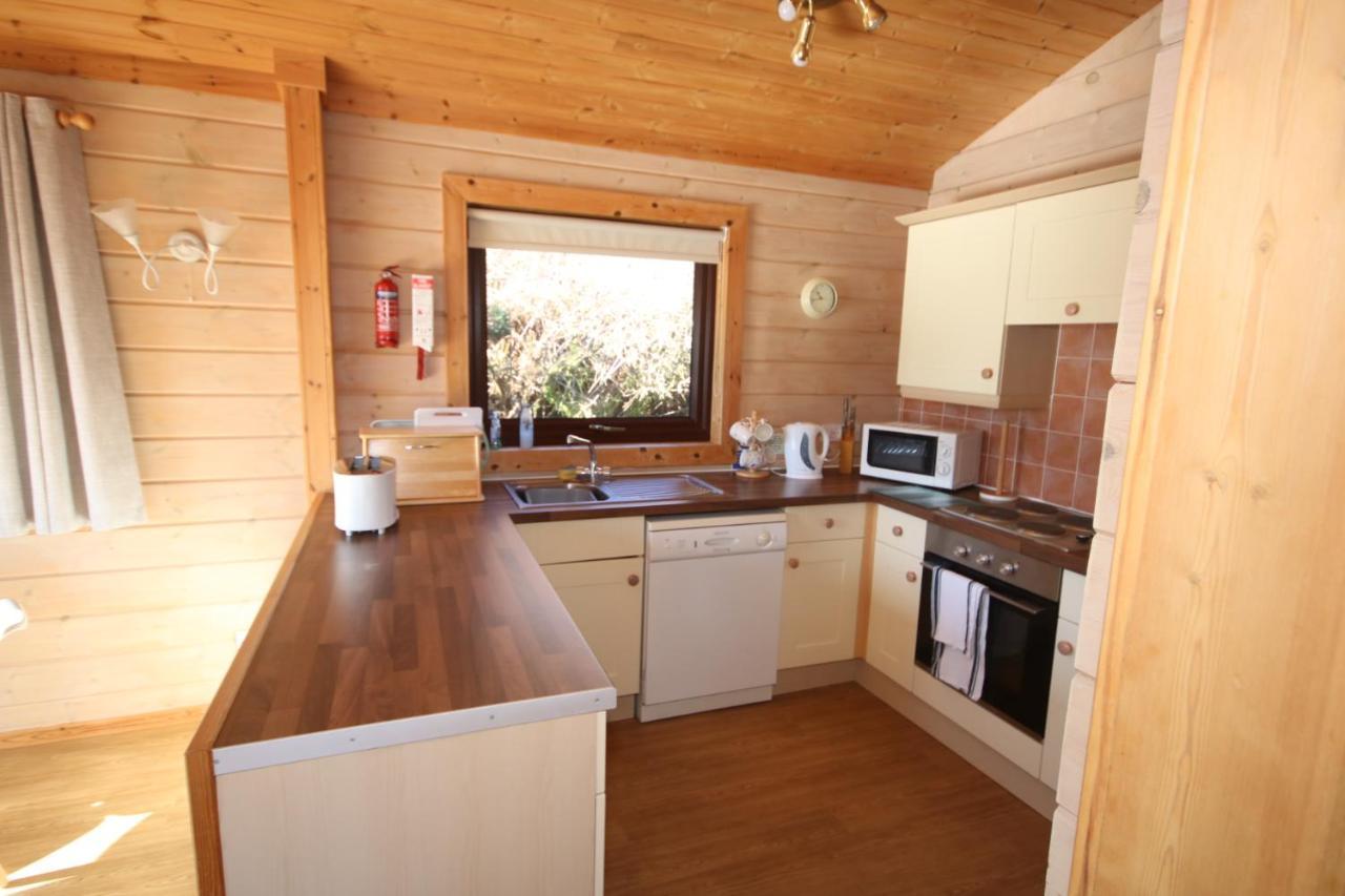 Hartland Hideaway Lodge Woolfardisworthy  Екстериор снимка